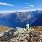 Apartament Fjellhagen - Geirangerfjord View Hellesylt