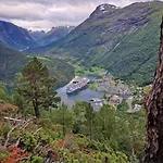 Apartament Fjellhagen - Geirangerfjord View *