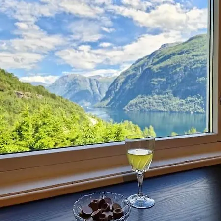 Leilighet Fjellhagen - Geirangerfjord View
