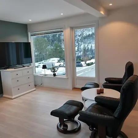 Fjellhagen - Geirangerfjord View Appartement Hellesylt