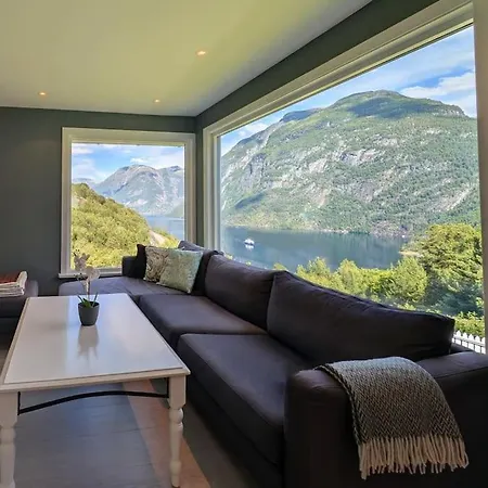 Fjellhagen - Geirangerfjord View Хеллезилт