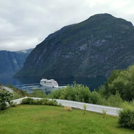 Fjellhagen - Geirangerfjord View * Hellesylt