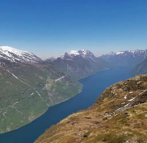 Fjellhagen - Geirangerfjord View Hellesylt